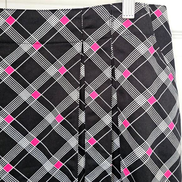 Lady Hagen Golf Sport Skort Skirt 16 Black Pink White Plaid Like New Athletic - Picture 2 of 7
